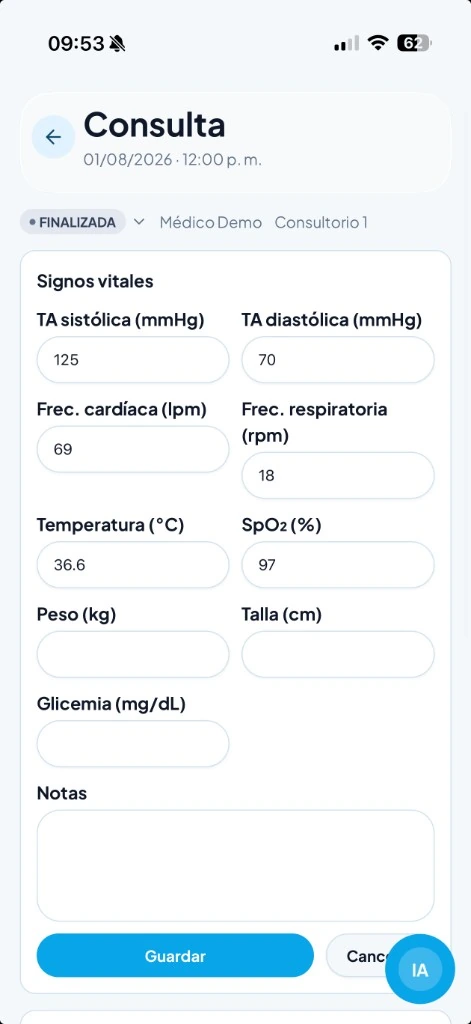 Consulta con signos vitales y botón flotante de IA